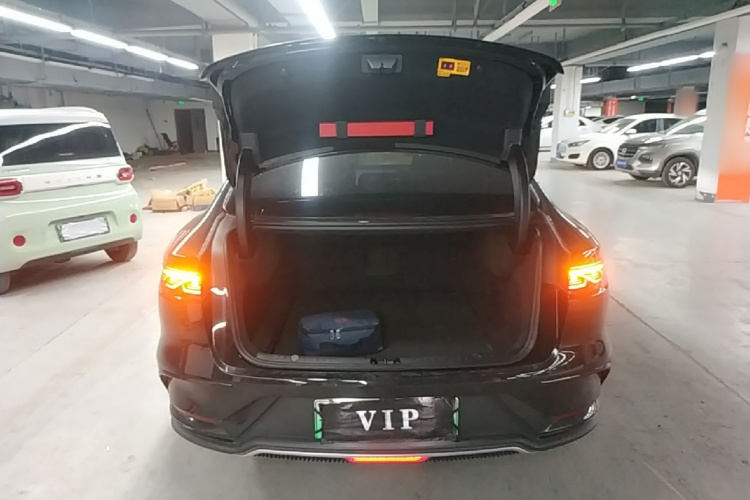 BYD Han 2023 #19 BYD Han 2023 car image #19