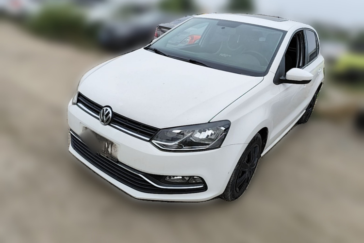 Volkswagen Polo 2016 car image #2