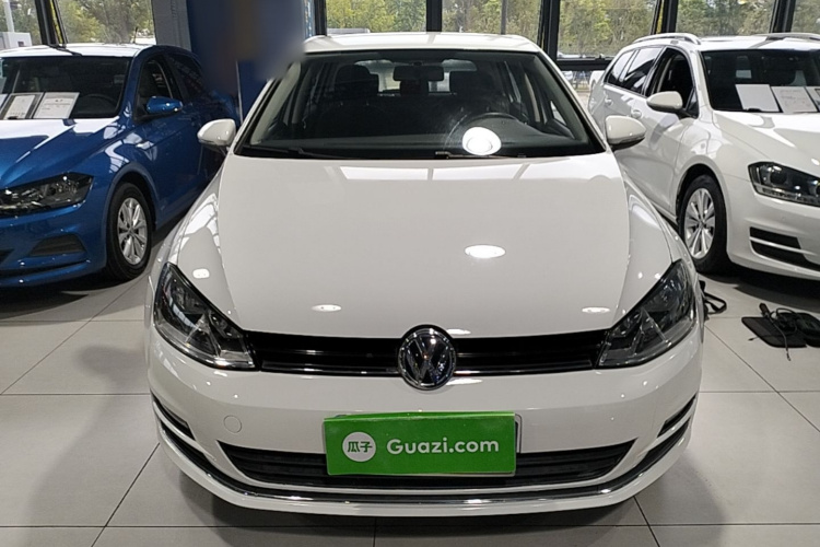 Volkswagen Golf 2015 car image #3