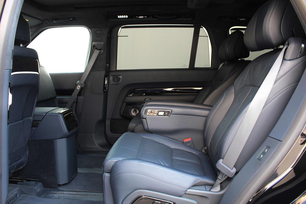 Zeekr 9X 2025 car image #13