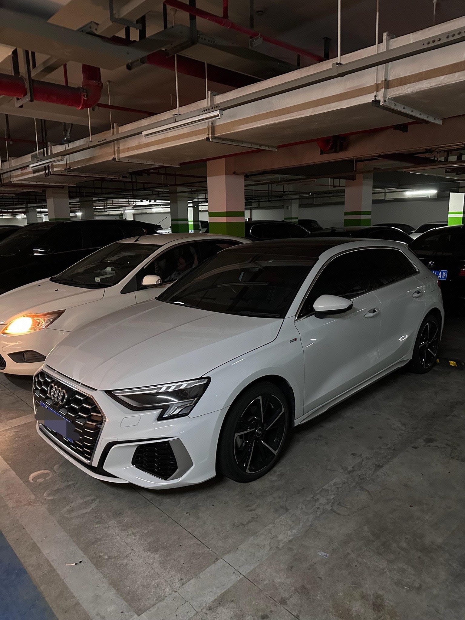 2023 2023 immagine di auto