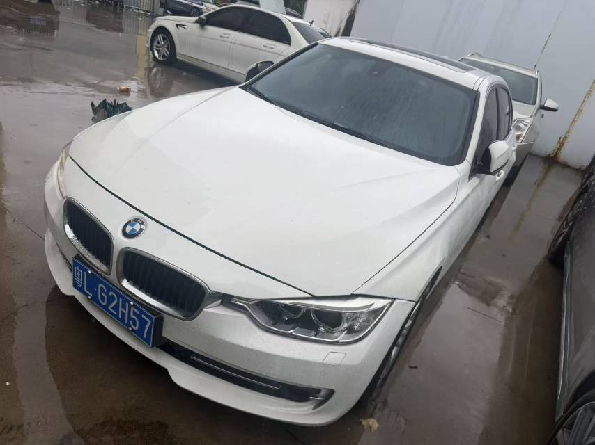 BMW 3 Series 2015 BMW 3 Series 2015 car image