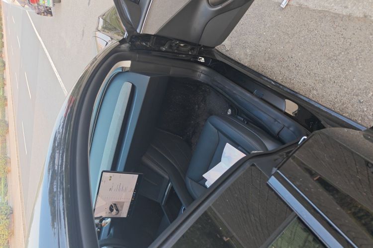 Tesla Model 3 2026 #21 Tesla Model 3 2026 صورة سيارة #21