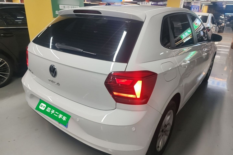 Volkswagen Polo 2022 car image #7