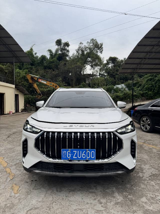 Jetour X70 PLUS 2023 car image 