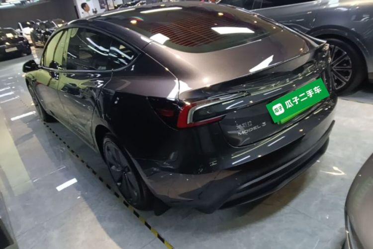 Tesla Model 3 2024 #5 Tesla Model 3 2024 صورة سيارة #5