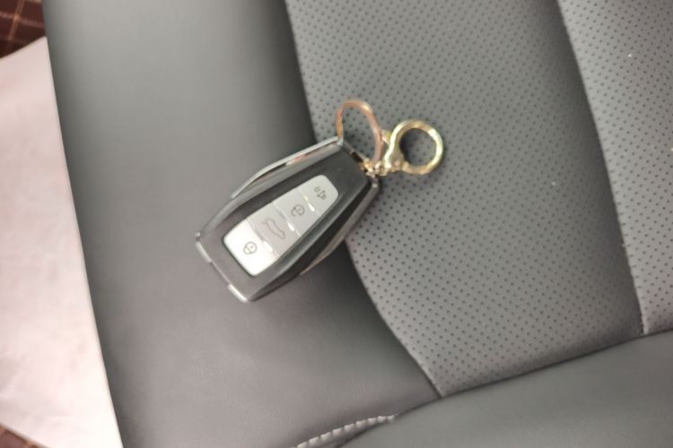 GEELY Emgrand 2019 #9 GEELY Emgrand 2019 car image #9