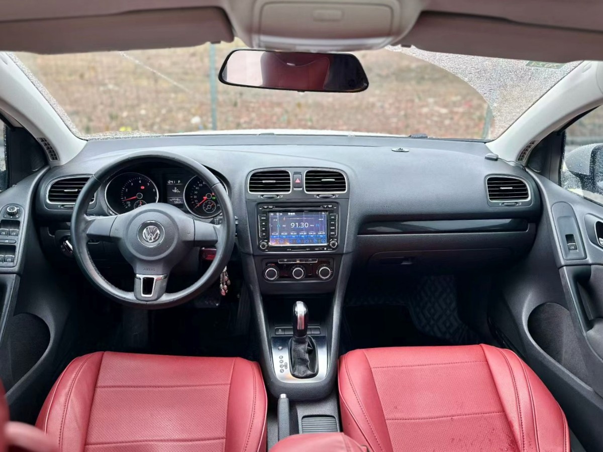 Volkswagen Golf 2014 car image #5
