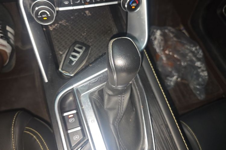 GEELY Binray 2021 #14 GEELY Binray 2021 immagine di auto #14
