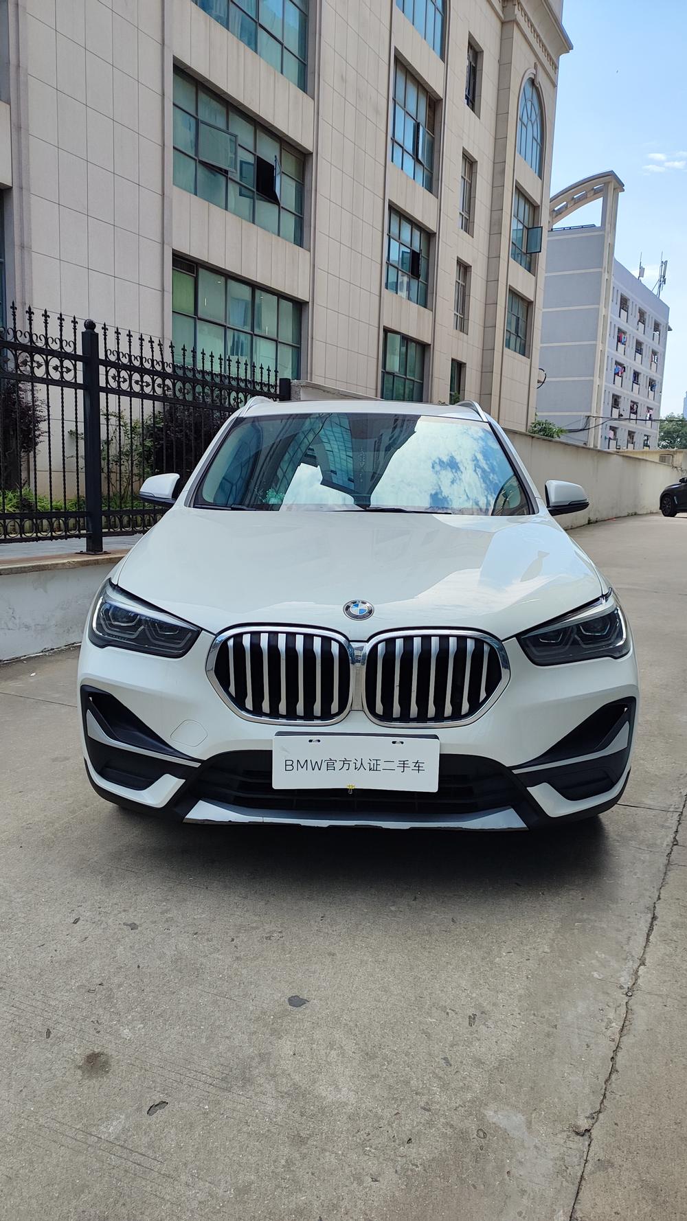 BMW X1 2019 #2 BMW X1 2019 car image #2