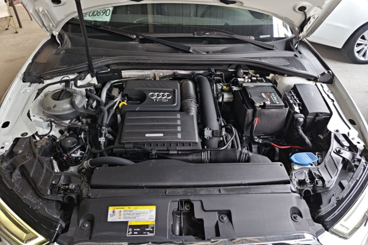 Audi A3 2019 #20 Audi A3 2019 صورة سيارة #20