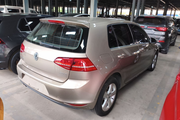 Volkswagen Golf 2016 car image #7