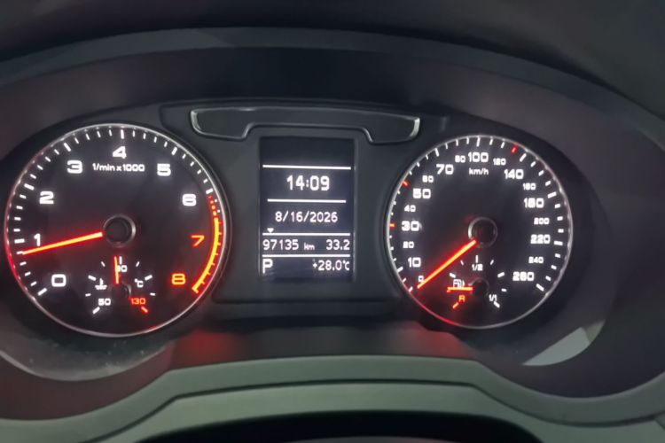 Audi Q3 2017 #12 Audi Q3 2017 car image #12