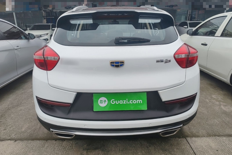 GEELY Emgrand GS 2017 car image #6