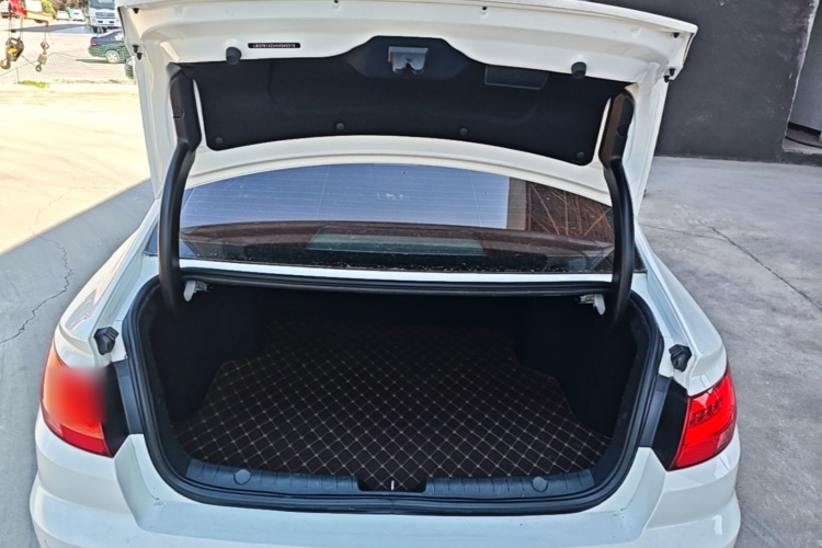 GEELY Emgrand GL 2017 car image #19