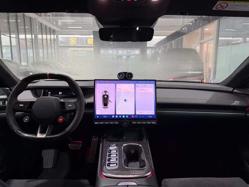 MI SU7 Ultra 2025 car image #9