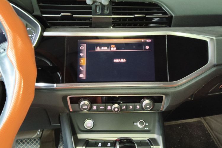 Audi Q3 2019 #17 Audi Q3 2019 car image #17