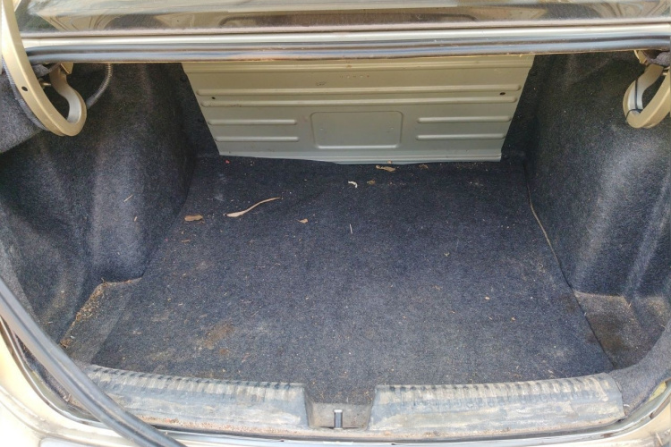 Volkswagen Santana 2015 car image #17