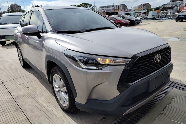 Toyota Corolla Cross 2024 صورة سيارة #4
