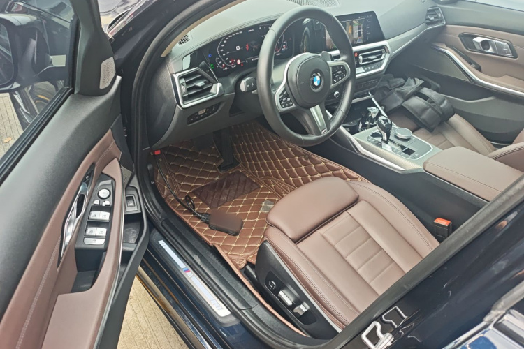 BMW 3 Series 2021 imagen de coche #16