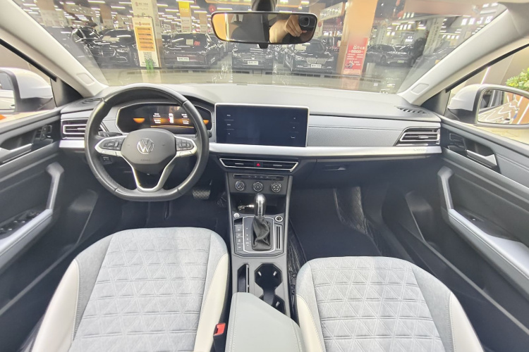 Volkswagen Lavida 2022 car image #10