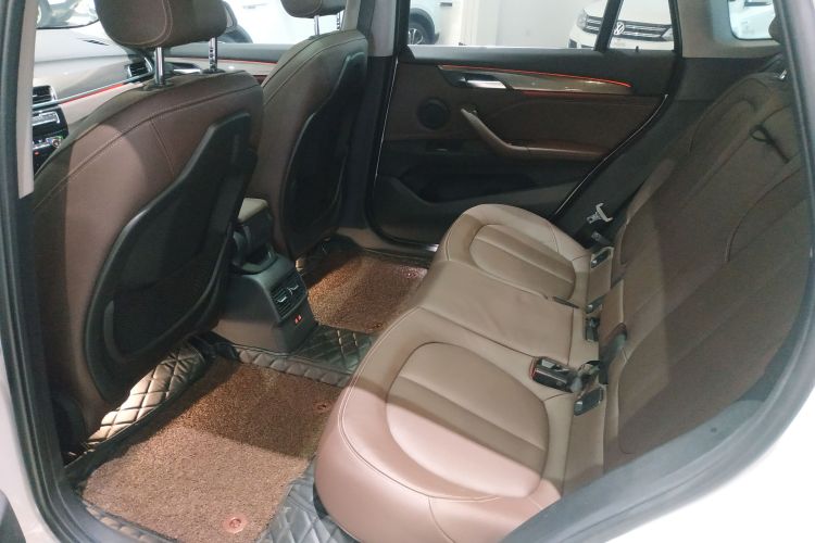 BMW X1 New Energy 2018 car image #17