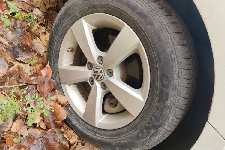 Volkswagen Lavida 2015 car image #9
