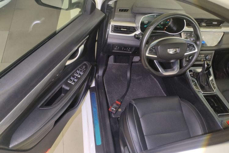 GEELY Emgrand 2019 #16 GEELY Emgrand 2019 car image #16