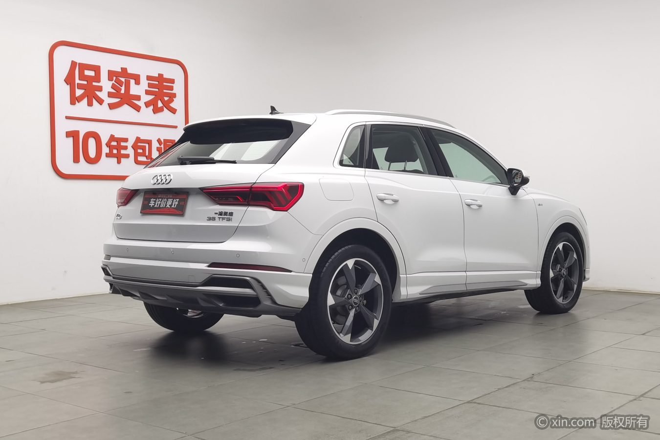 Audi Q3 2023 изображение автомобиля #3