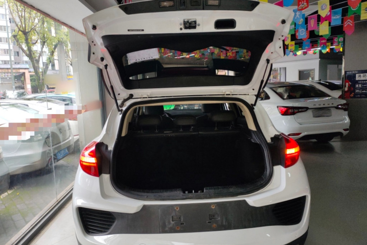 GEELY Emgrand GS 2019 #19 GEELY Emgrand GS 2019 car image #19