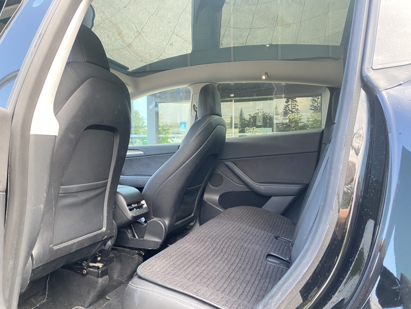 Tesla Model Y 2021 #6 Tesla Model Y 2021 car image #6