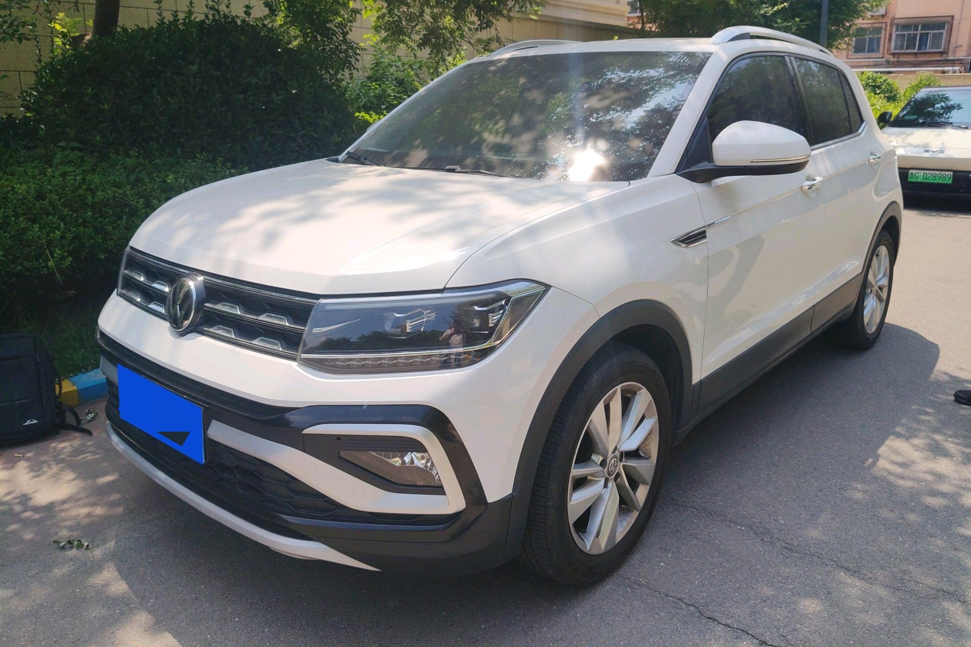 Volkswagen T-Cross 2020 car image 