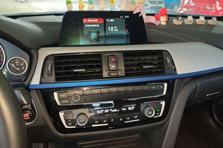 BMW 3 Series 2019 #13 BMW 3 Series 2019 car image #13