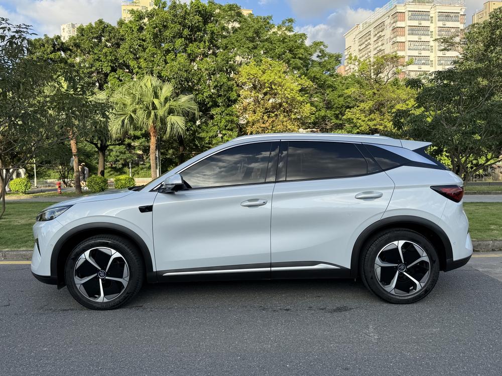 BYD Yuan Plus 2025 immagine di auto #3