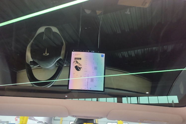 Tesla Model 3 2020 car image #20