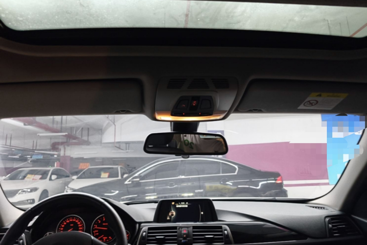BMW 3 Series 2017 car image #21