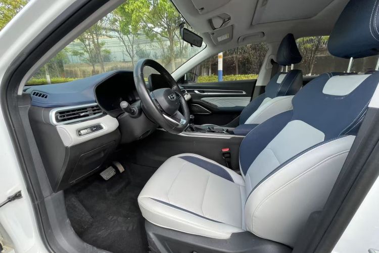 GEELY Emgrand 2022 изображение автомобиля #17