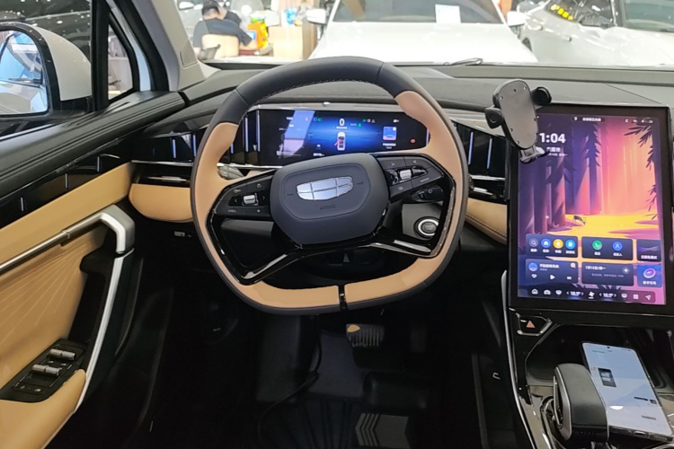GEELY Boyue L 2023 car image #11