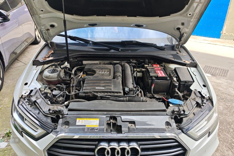 Audi A3 2019 car image #22