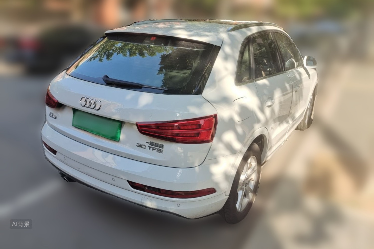 Audi Q3 2017 car image #7