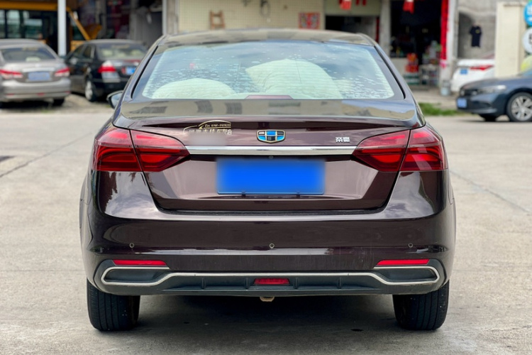 GEELY Emgrand 2018 immagine di auto #5