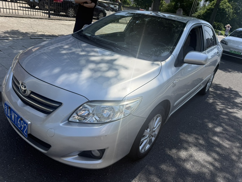 Toyota Corolla 2010 Toyota Corolla 2010 car image