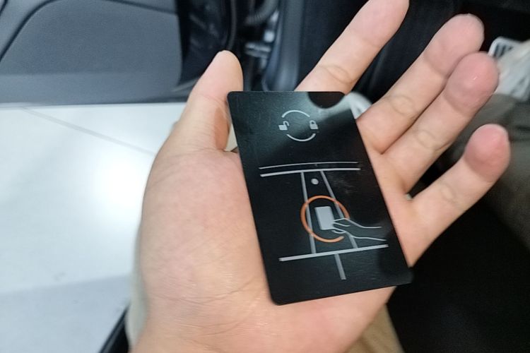 Tesla Model 3 2025 immagine di auto #9