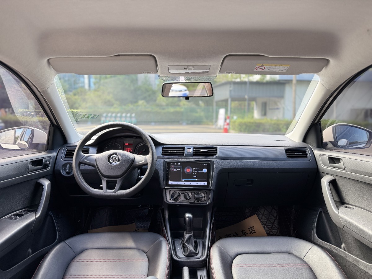 Volkswagen Santana 2024 car image #8