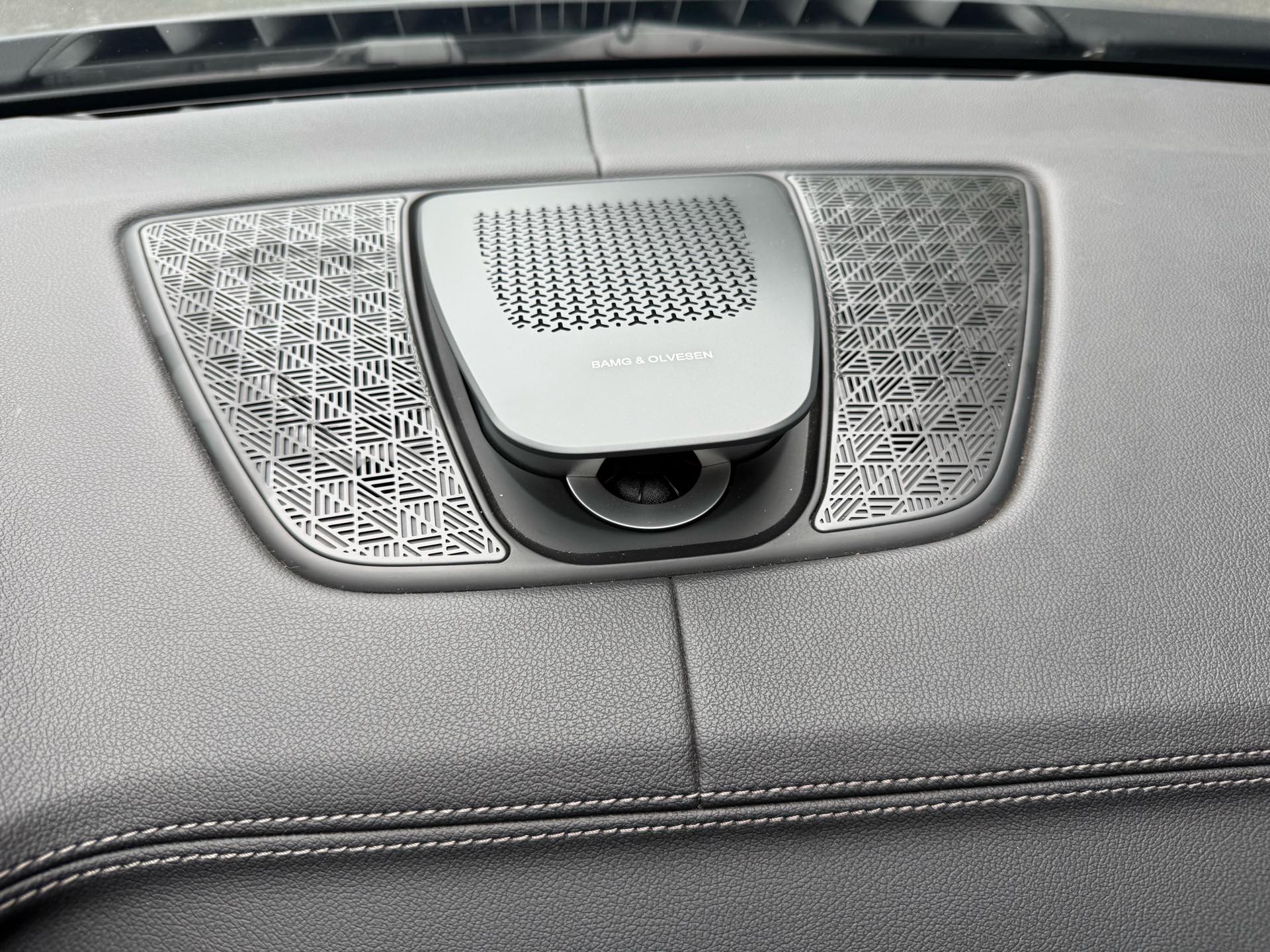 BMW X5 2023 car image #11