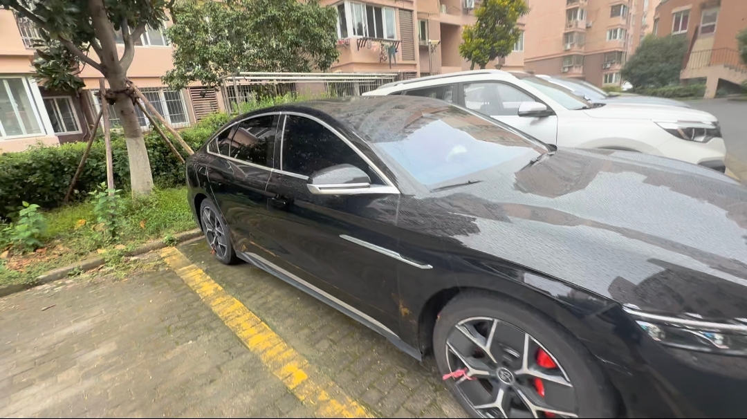BYD Han 2023 #5 BYD Han 2023 car image #5