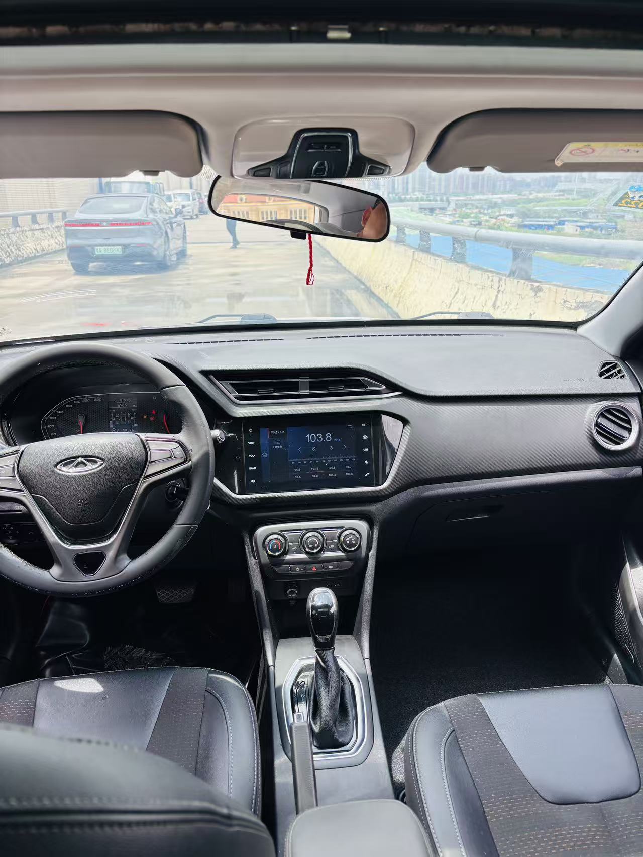 Chery Tiggo 3x 2018 car image #2