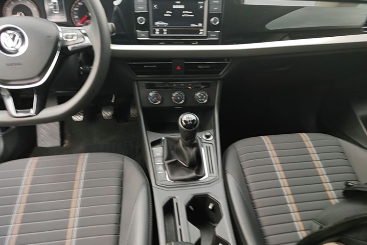 Volkswagen Lavida 2021 car image #14