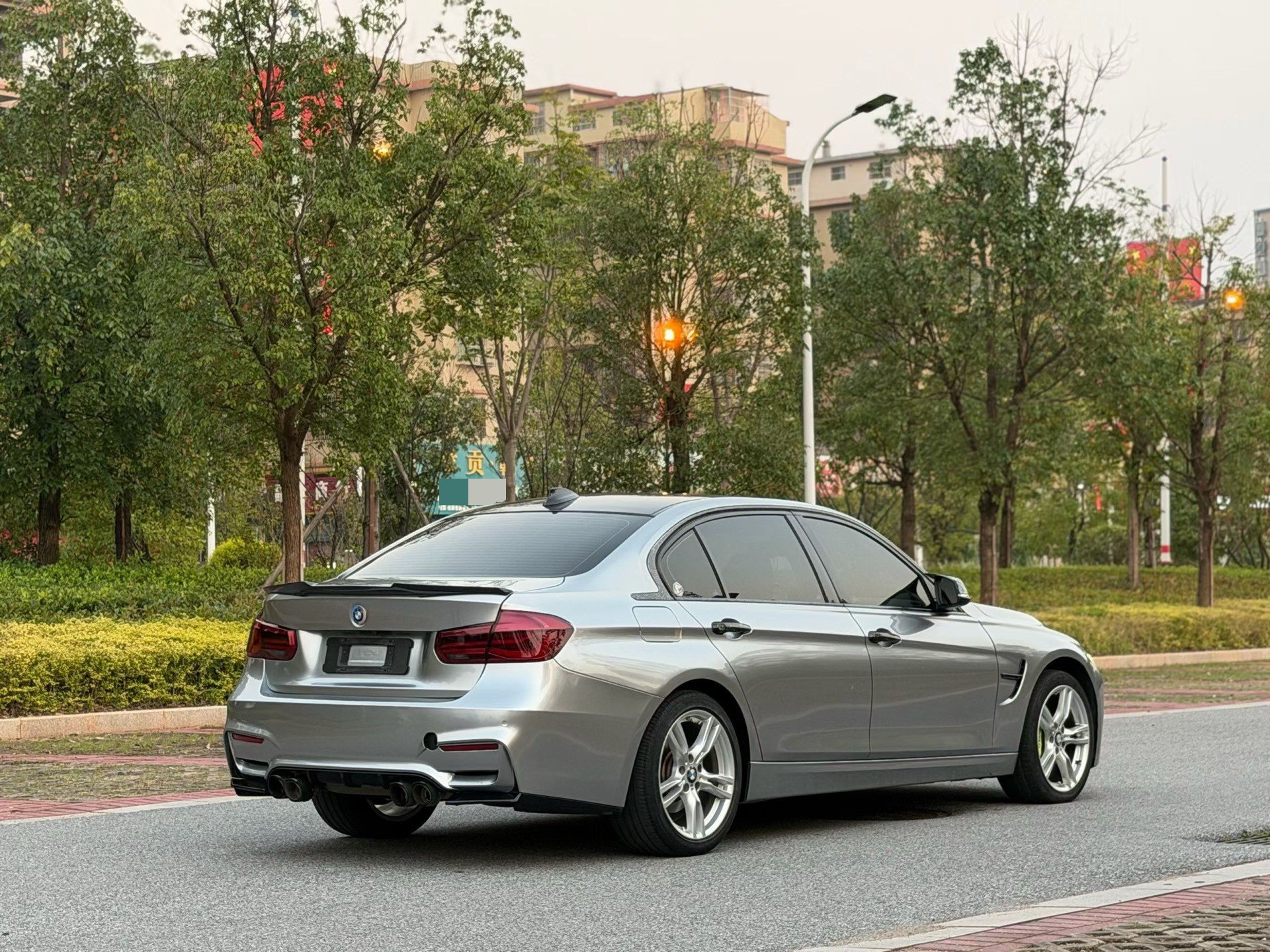 BMW 3 Series 2017 #7 BMW 3 Series 2017 car image #7