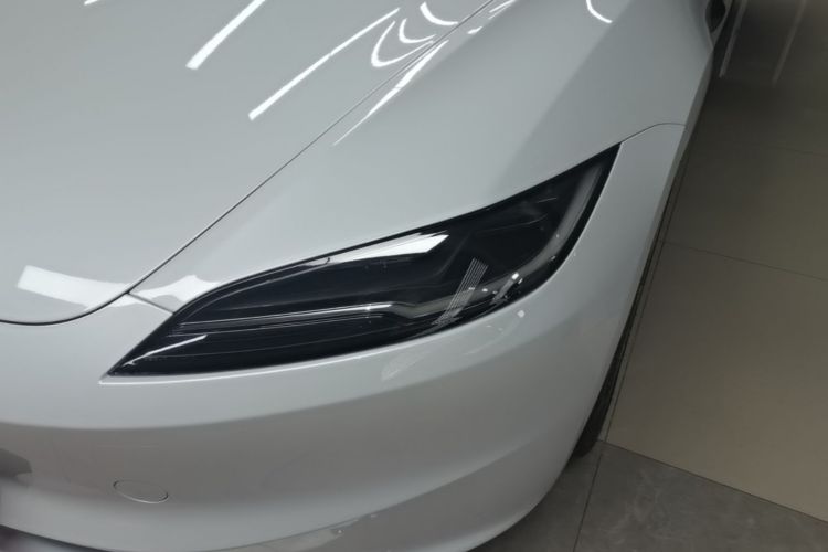 Tesla Model 3 2024 #20 Tesla Model 3 2024 car image #20